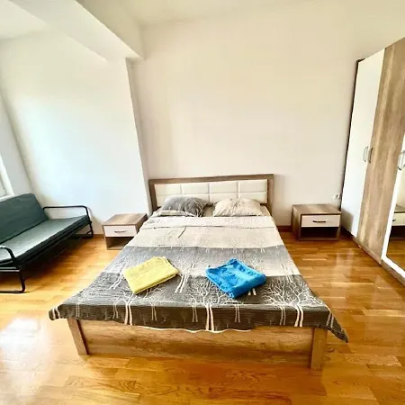 Apartman Karpos Modern *