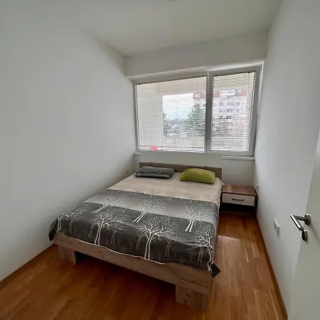 Karpos Modern * Szkopje