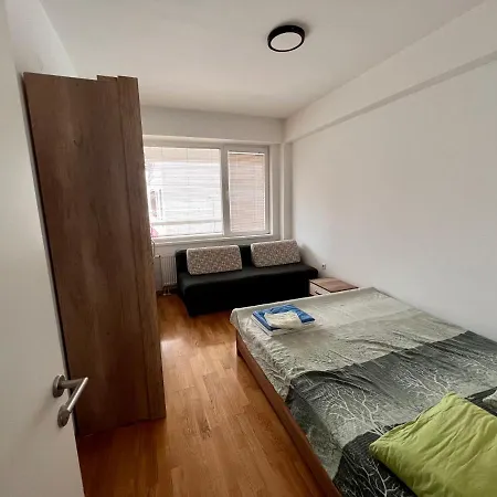 Karpos Modern